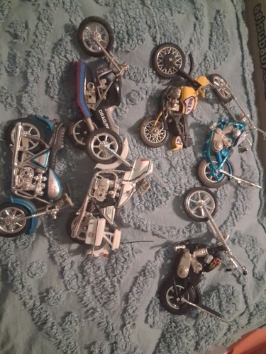 Lot vtg model - of,